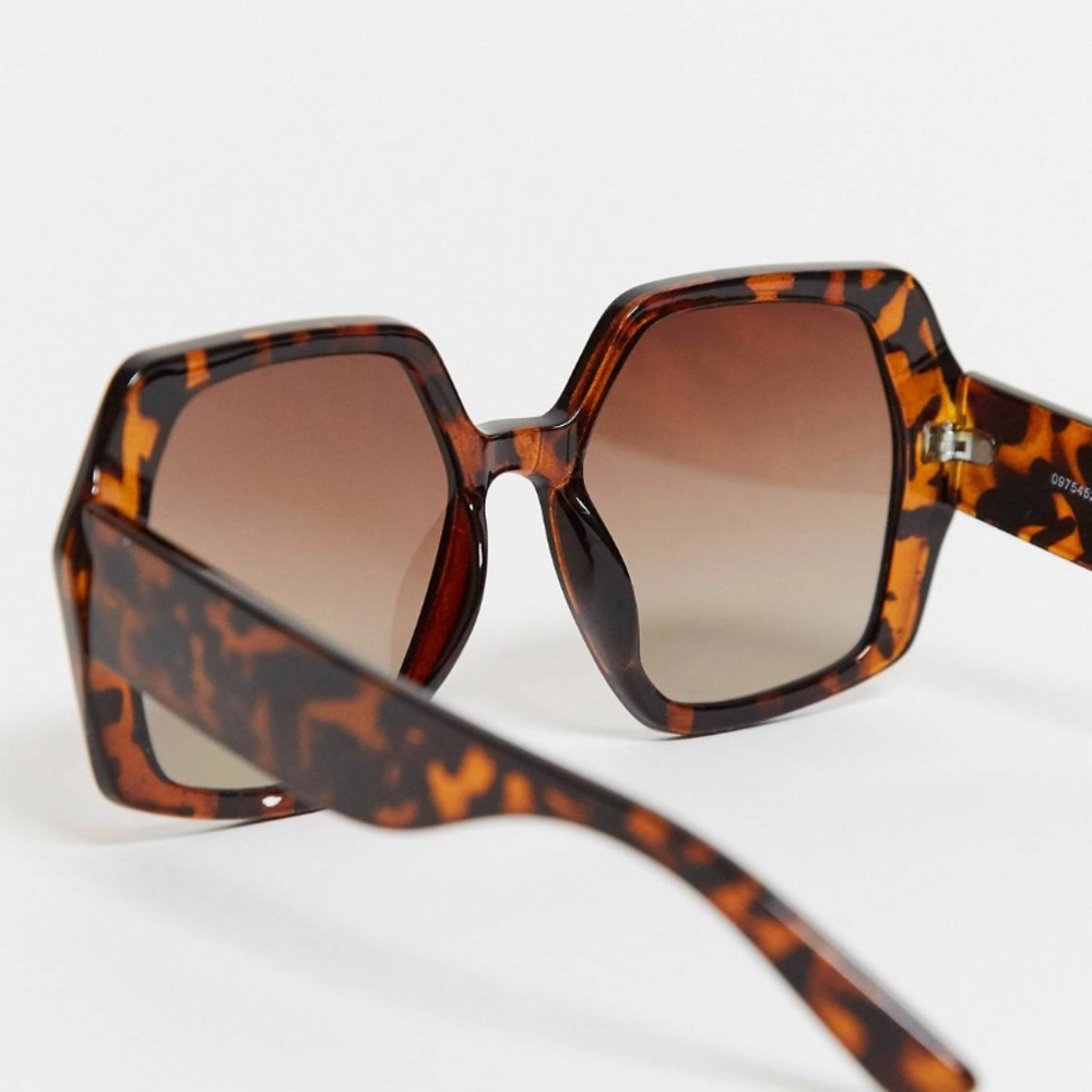 ASOS sunglasses - Picture 4 of 7